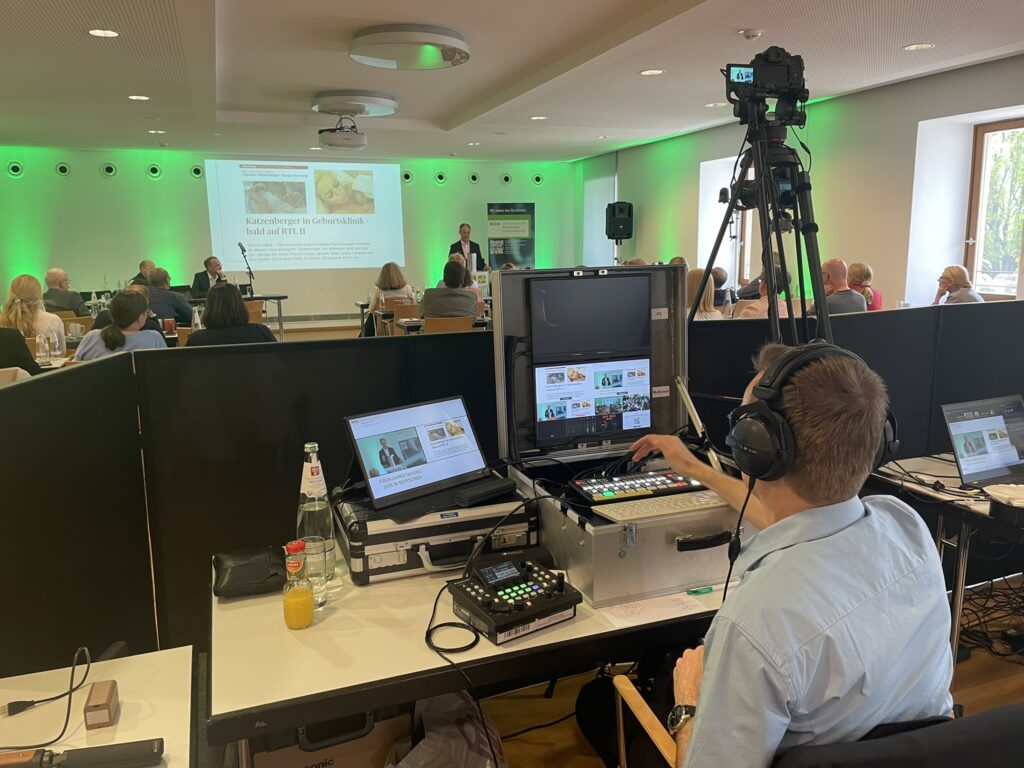 Livestream-Produktion bei einer Fortbildung im Kloster Haydau